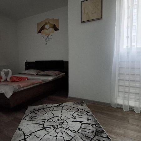 Ludi House Apartment เตอร์กู-มูเรช ภายนอก รูปภาพ