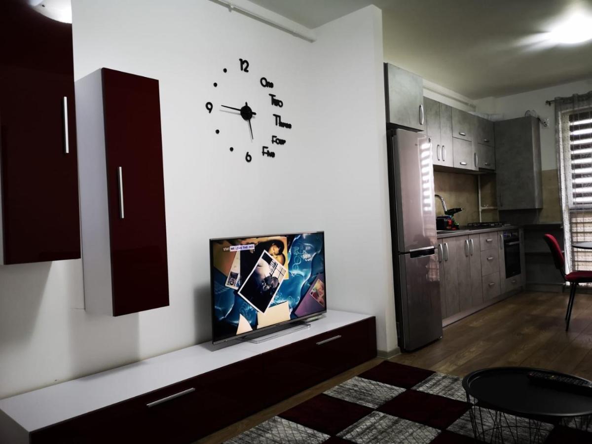 Ludi House Apartment เตอร์กู-มูเรช ภายนอก รูปภาพ